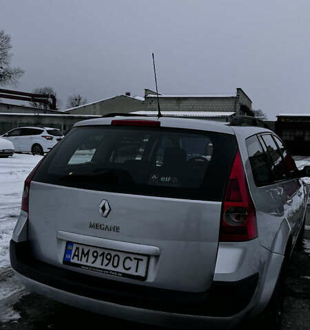 Серый Рено Меган, объемом двигателя 1.6 л и пробегом 250 тыс. км за 4700 $, фото 3 на Automoto.ua