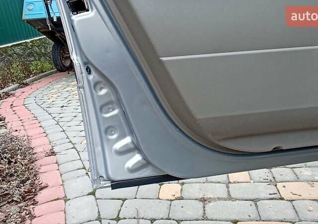 Серый Рено Меган, объемом двигателя 1.6 л и пробегом 243 тыс. км за 4700 $, фото 25 на Automoto.ua