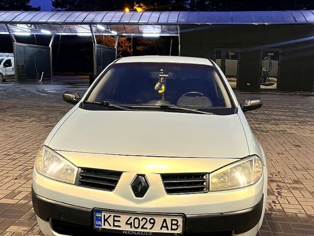 Сірий Рено Меган, об'ємом двигуна 1.4 л та пробігом 220 тис. км за 3800 $, фото 2 на Automoto.ua