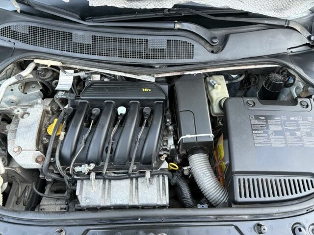 Серый Рено Меган, объемом двигателя 1.4 л и пробегом 350 тыс. км за 3900 $, фото 20 на Automoto.ua