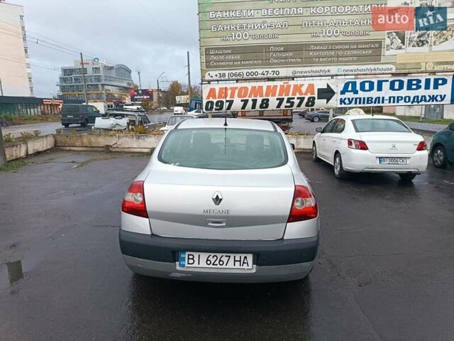 Рено Меган 2004 в Полтаве на Automoto.ua Серый Рено Меган, объемом двигателя 1.6 л и пробегом 297 тыс. км за 3800 $, фото 5 на Automoto.ua