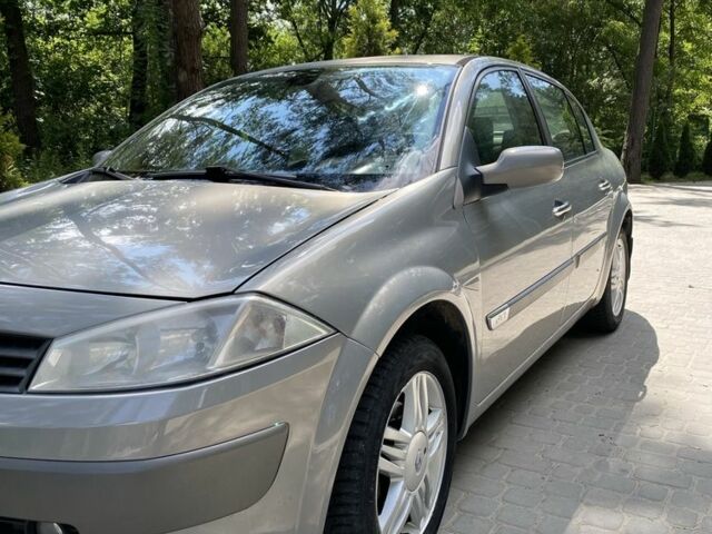 Сірий Рено Меган, об'ємом двигуна 1.5 л та пробігом 230 тис. км за 3100 $, фото 16 на Automoto.ua