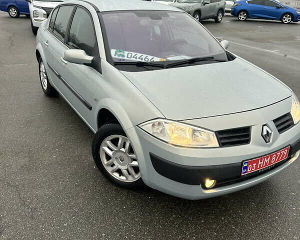 Серый Рено Меган, объемом двигателя 1.6 л и пробегом 208 тыс. км за 4999 $, фото 6 на Automoto.ua