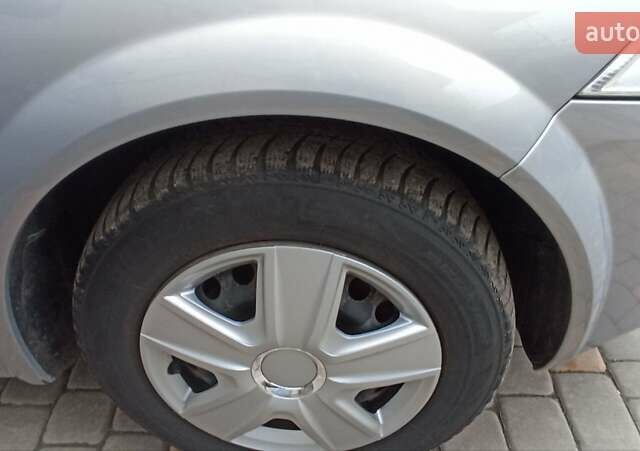 Серый Рено Меган, объемом двигателя 1.6 л и пробегом 243 тыс. км за 4700 $, фото 30 на Automoto.ua