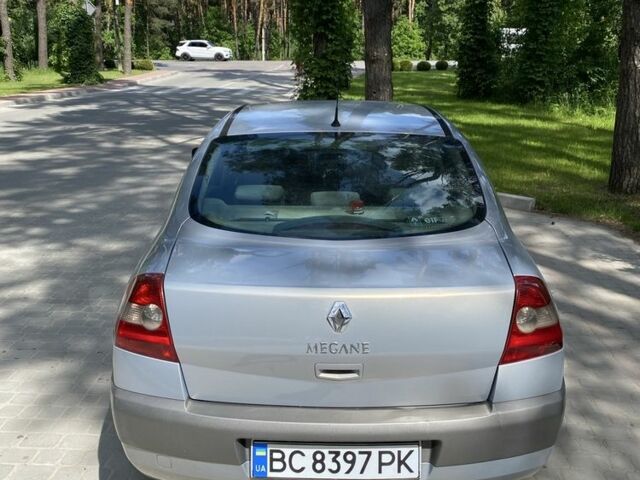 Сірий Рено Меган, об'ємом двигуна 1.5 л та пробігом 230 тис. км за 3100 $, фото 6 на Automoto.ua
