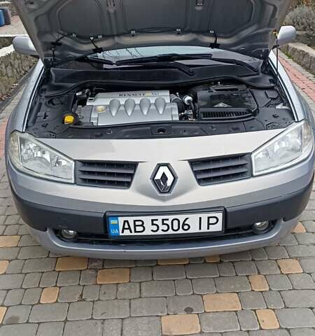 Серый Рено Меган, объемом двигателя 1.6 л и пробегом 243 тыс. км за 4700 $, фото 38 на Automoto.ua