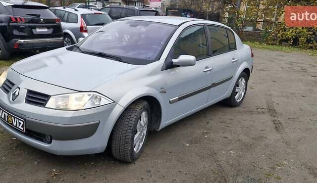Сірий Рено Меган, об'ємом двигуна 2 л та пробігом 224 тис. км за 5300 $, фото 9 на Automoto.ua