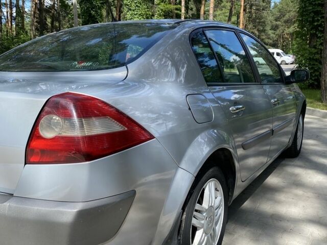 Сірий Рено Меган, об'ємом двигуна 1.5 л та пробігом 230 тис. км за 3100 $, фото 7 на Automoto.ua
