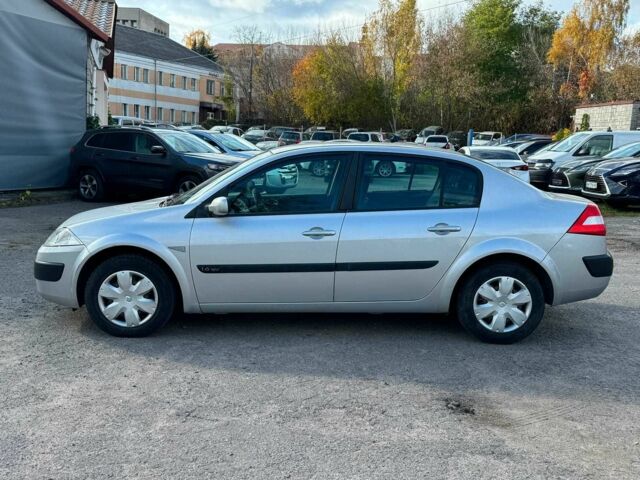 Серый Рено Меган, объемом двигателя 1.6 л и пробегом 132 тыс. км за 4790 $, фото 9 на Automoto.ua