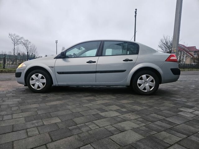 Серый Рено Меган, объемом двигателя 1.6 л и пробегом 238 тыс. км за 4350 $, фото 1 на Automoto.ua