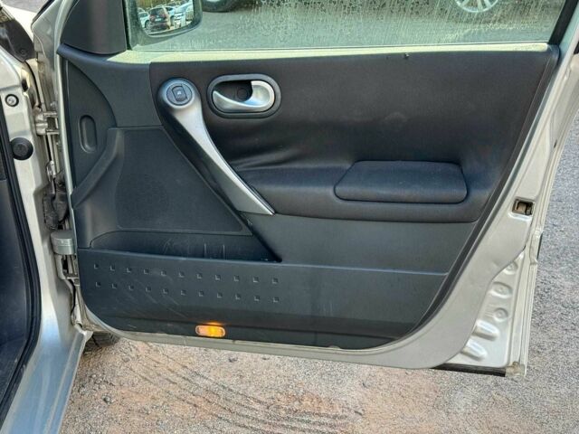 Серый Рено Меган, объемом двигателя 1.6 л и пробегом 132 тыс. км за 4790 $, фото 21 на Automoto.ua