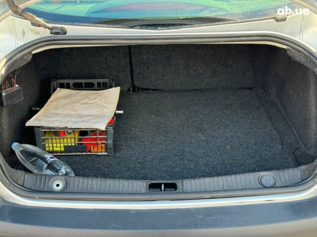 Серый Рено Меган, объемом двигателя 1.6 л и пробегом 132 тыс. км за 4780 $, фото 18 на Automoto.ua