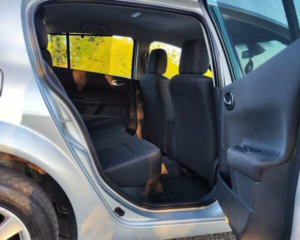 Серый Рено Меган, объемом двигателя 1.6 л и пробегом 174 тыс. км за 5500 $, фото 14 на Automoto.ua