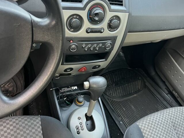 Сірий Рено Меган, об'ємом двигуна 0 л та пробігом 250 тис. км за 1300 $, фото 8 на Automoto.ua