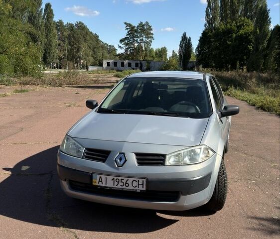 Сірий Рено Меган, об'ємом двигуна 1.4 л та пробігом 200 тис. км за 3761 $, фото 1 на Automoto.ua