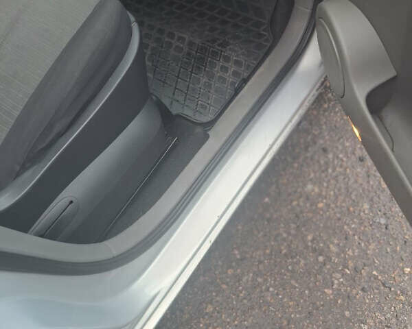 Серый Рено Меган, объемом двигателя 1.6 л и пробегом 236 тыс. км за 3400 $, фото 13 на Automoto.ua