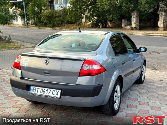 Серый Рено Меган, объемом двигателя 1.6 л и пробегом 300 тыс. км за 3699 $, фото 2 на Automoto.ua