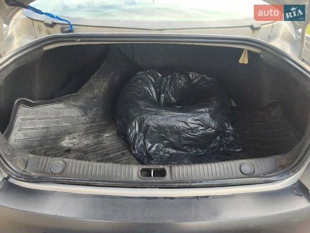 Сірий Рено Меган, об'ємом двигуна 1.6 л та пробігом 196 тис. км за 4500 $, фото 19 на Automoto.ua