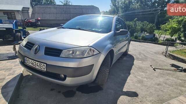 Серый Рено Меган, объемом двигателя 1.6 л и пробегом 175 тыс. км за 4900 $, фото 6 на Automoto.ua