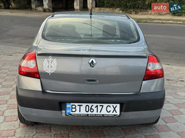 Сірий Рено Меган, об'ємом двигуна 1.6 л та пробігом 300 тис. км за 3699 $, фото 4 на Automoto.ua