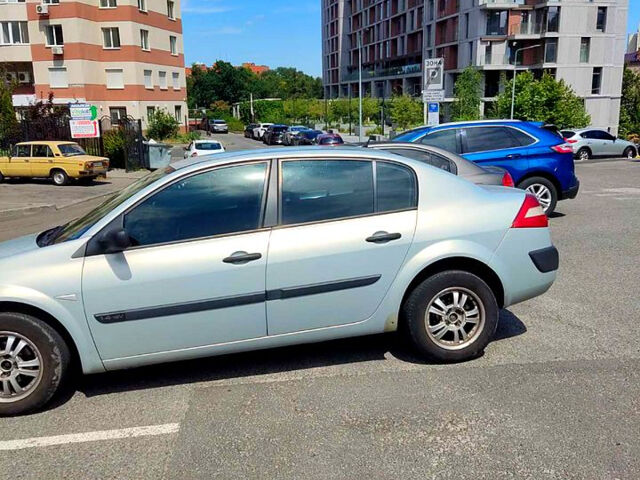 Сірий Рено Меган, об'ємом двигуна 1.4 л та пробігом 327 тис. км за 5500 $, фото 2 на Automoto.ua