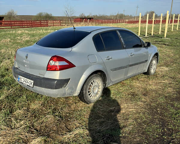 Сірий Рено Меган, об'ємом двигуна 1.4 л та пробігом 270 тис. км за 3800 $, фото 2 на Automoto.ua