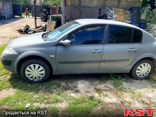 Серый Рено Меган, объемом двигателя 1.6 л и пробегом 0 тыс. км за 3700 $, фото 1 на Automoto.ua