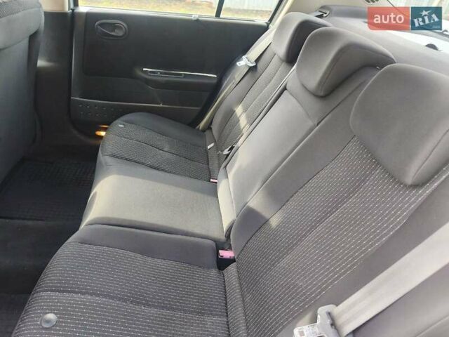 Сірий Рено Меган, об'ємом двигуна 1.6 л та пробігом 196 тис. км за 4500 $, фото 16 на Automoto.ua