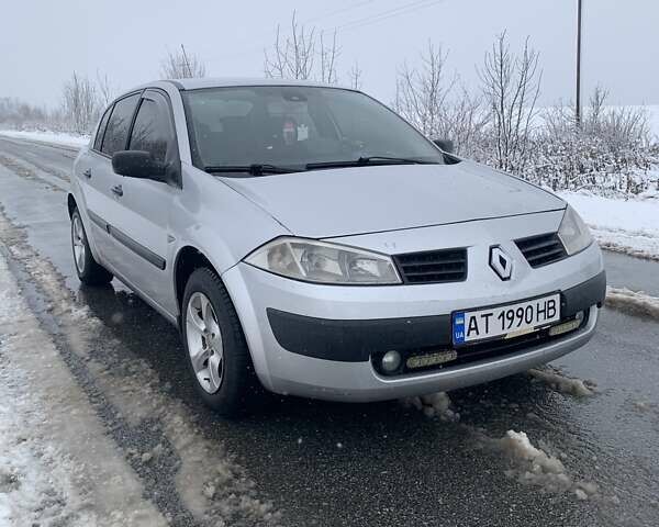 Серый Рено Меган, объемом двигателя 1.6 л и пробегом 180 тыс. км за 3650 $, фото 9 на Automoto.ua