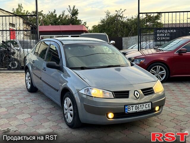 Серый Рено Меган, объемом двигателя 1.6 л и пробегом 300 тыс. км за 3699 $, фото 1 на Automoto.ua