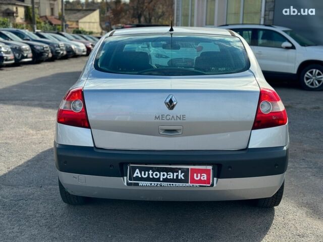 Серый Рено Меган, объемом двигателя 1.6 л и пробегом 132 тыс. км за 4780 $, фото 6 на Automoto.ua