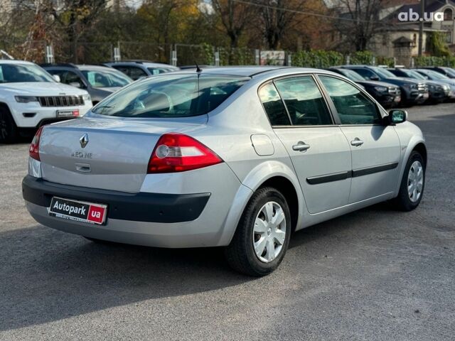 Серый Рено Меган, объемом двигателя 1.6 л и пробегом 132 тыс. км за 4780 $, фото 5 на Automoto.ua