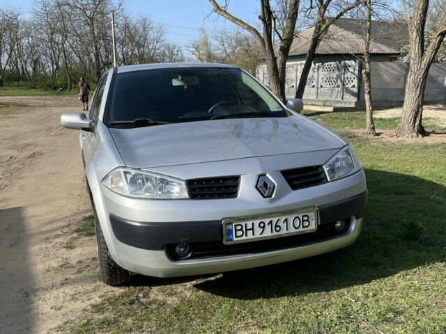 Сірий Рено Меган, об'ємом двигуна 1.4 л та пробігом 106 тис. км за 5100 $, фото 2 на Automoto.ua