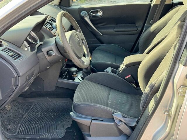 Серый Рено Меган, объемом двигателя 1.6 л и пробегом 132 тыс. км за 4790 $, фото 13 на Automoto.ua