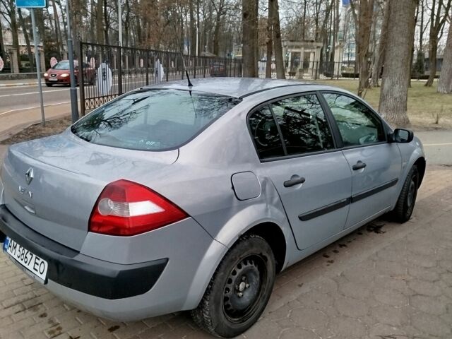 Серый Рено Меган, объемом двигателя 1.6 л и пробегом 241 тыс. км за 3200 $, фото 9 на Automoto.ua