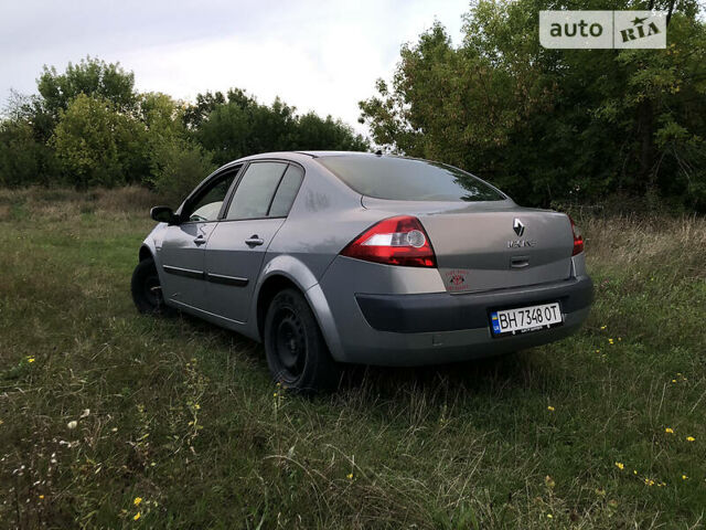 Серый Рено Меган, объемом двигателя 1.6 л и пробегом 235 тыс. км за 5500 $, фото 4 на Automoto.ua