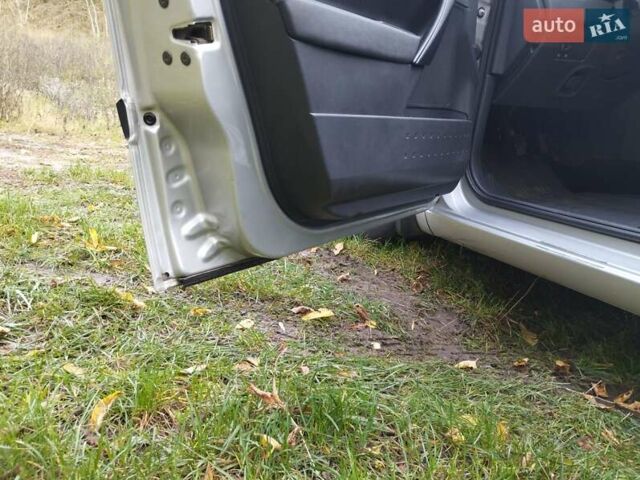 Рено Меган 2005 в Смеле на Automoto.ua Серый Рено Меган, объемом двигателя 1.39 л и пробегом 157 тыс. км за 4900 $, фото 16 на Automoto.ua