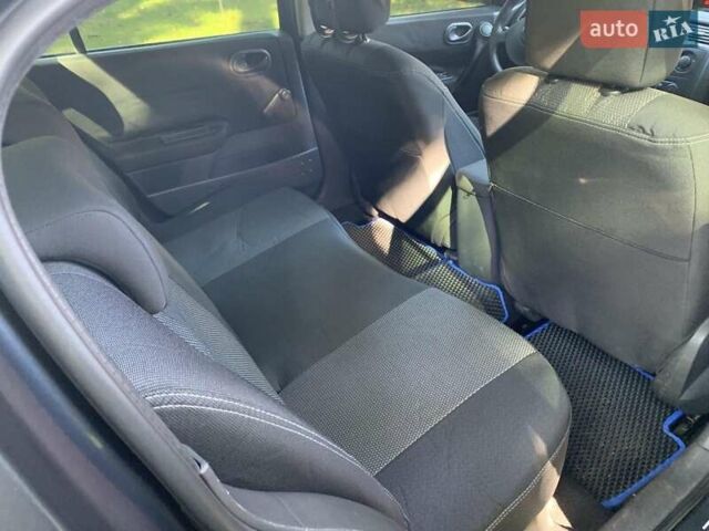 Сірий Рено Меган, об'ємом двигуна 1.4 л та пробігом 153 тис. км за 3900 $, фото 15 на Automoto.ua