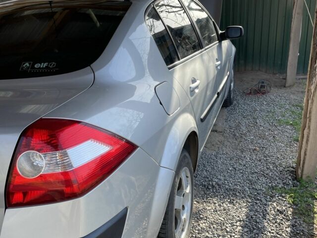 Сірий Рено Меган, об'ємом двигуна 1.4 л та пробігом 106 тис. км за 5100 $, фото 10 на Automoto.ua