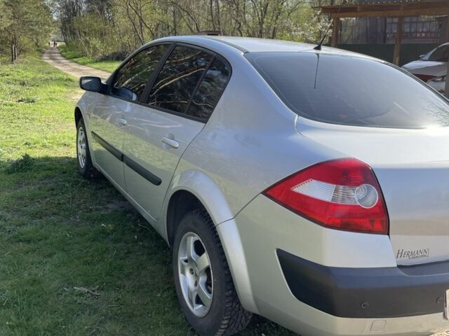 Сірий Рено Меган, об'ємом двигуна 1.4 л та пробігом 106 тис. км за 5100 $, фото 8 на Automoto.ua