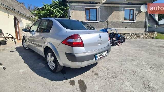 Серый Рено Меган, объемом двигателя 1.6 л и пробегом 175 тыс. км за 4900 $, фото 5 на Automoto.ua