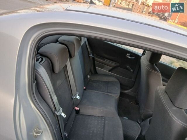 Сірий Рено Меган, об'ємом двигуна 1.39 л та пробігом 270 тис. км за 3300 $, фото 6 на Automoto.ua