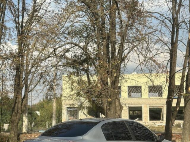 Серый Рено Меган, объемом двигателя 1.5 л и пробегом 165 тыс. км за 2349 $, фото 5 на Automoto.ua
