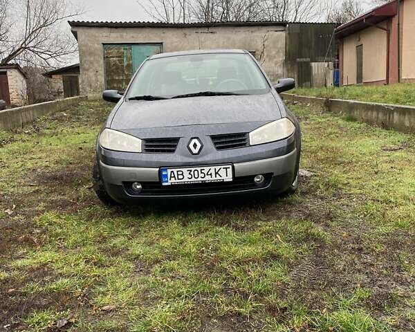 Серый Рено Меган, объемом двигателя 1.6 л и пробегом 254 тыс. км за 4800 $, фото 13 на Automoto.ua