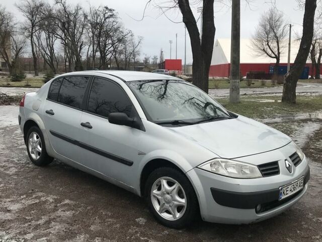 Сірий Рено Меган, об'ємом двигуна 1.4 л та пробігом 320 тис. км за 4000 $, фото 3 на Automoto.ua