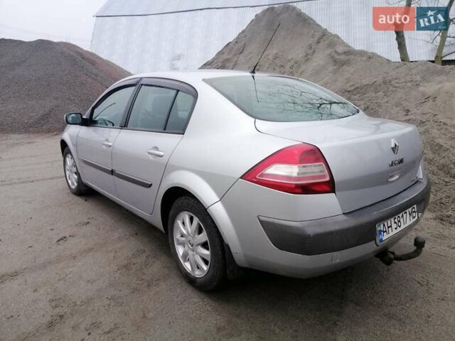 Серый Рено Меган, объемом двигателя 1.6 л и пробегом 235 тыс. км за 3700 $, фото 5 на Automoto.ua