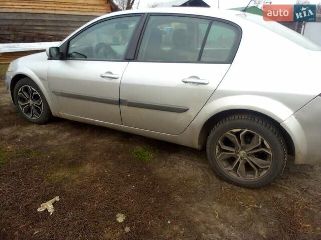 Сірий Рено Меган, об'ємом двигуна 1.6 л та пробігом 317 тис. км за 3500 $, фото 3 на Automoto.ua