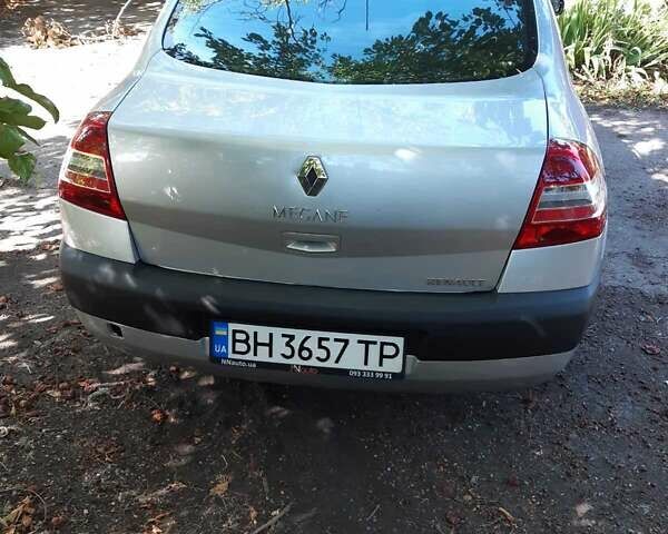 Сірий Рено Меган, об'ємом двигуна 1.6 л та пробігом 130 тис. км за 5000 $, фото 2 на Automoto.ua