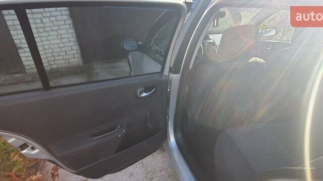 Серый Рено Меган, объемом двигателя 1.39 л и пробегом 268 тыс. км за 4100 $, фото 10 на Automoto.ua