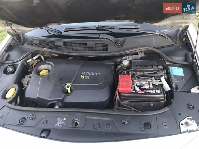 Рено Меган 2006 в Черкассах на Automoto.ua Серый Рено Меган, объемом двигателя 1.5 л и пробегом 290 тыс. км за 2600 $, фото 2 на Automoto.ua